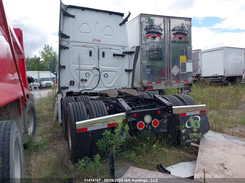 1FUJHHDR9NLMW7467 2022   photo no. 3
