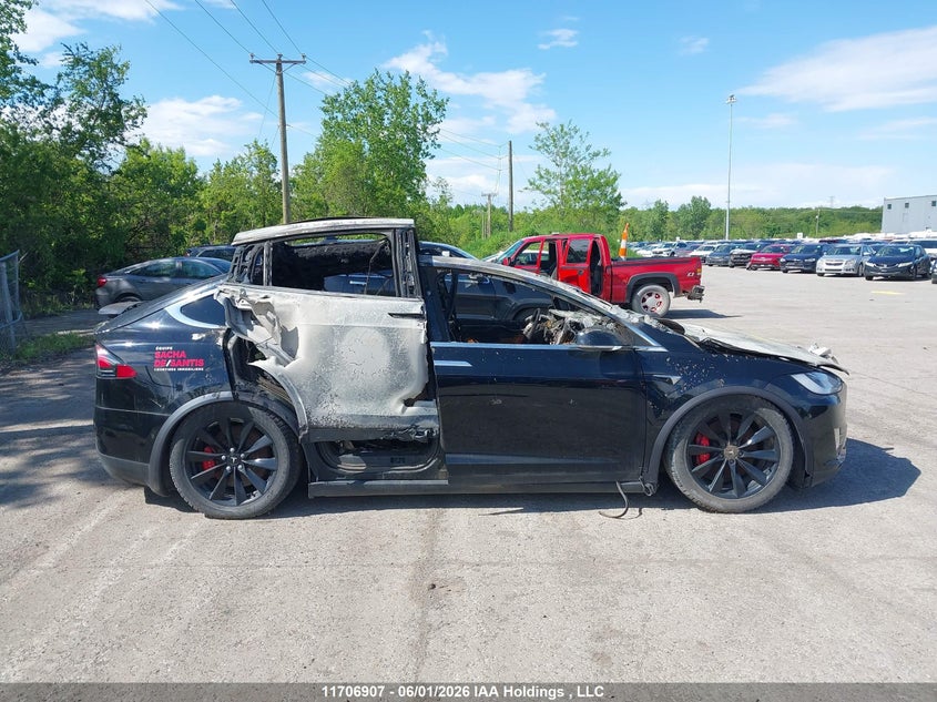 2020 Tesla Model X VIN: 5YJXCAE40LF266437 Lot: 11706907