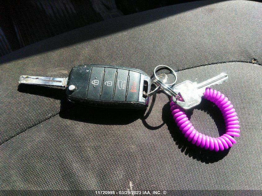 2016 Kia Soul VIN: KNDJN2A2XG7304150 Lot: 11720998