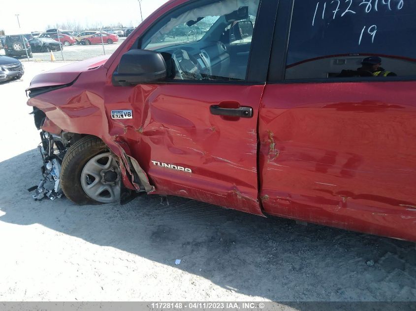 2019 Toyota Tundra Crewmax Sr5/Crewmax Trd Pro VIN: 5TFDY5F14KX852885 Lot: 11728148