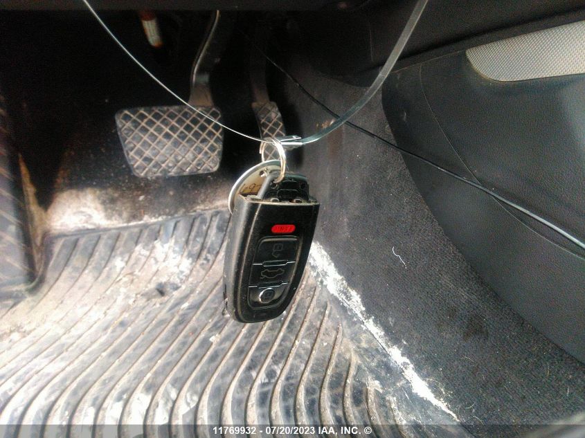 2014 Audi A4 VIN: WAUFFCFLXEN043702 Lot: 11769932