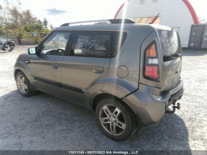 2010 Kia Soul 2U/4U/4U Retro VIN: KNDJT2A26A7052863 Lot: 11811145