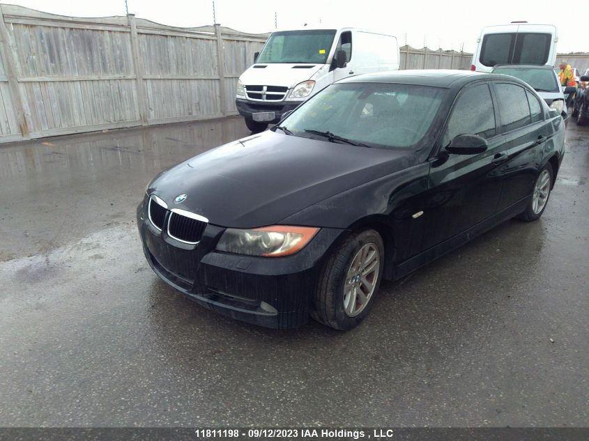 2007 BMW 3 Series 328Xi VIN: WBAVC93527KX52318 Lot: 11811198