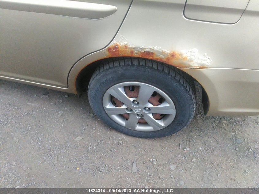 2008 Hyundai Accent VIN: KMHCN45CX8U245008 Lot: 11824314