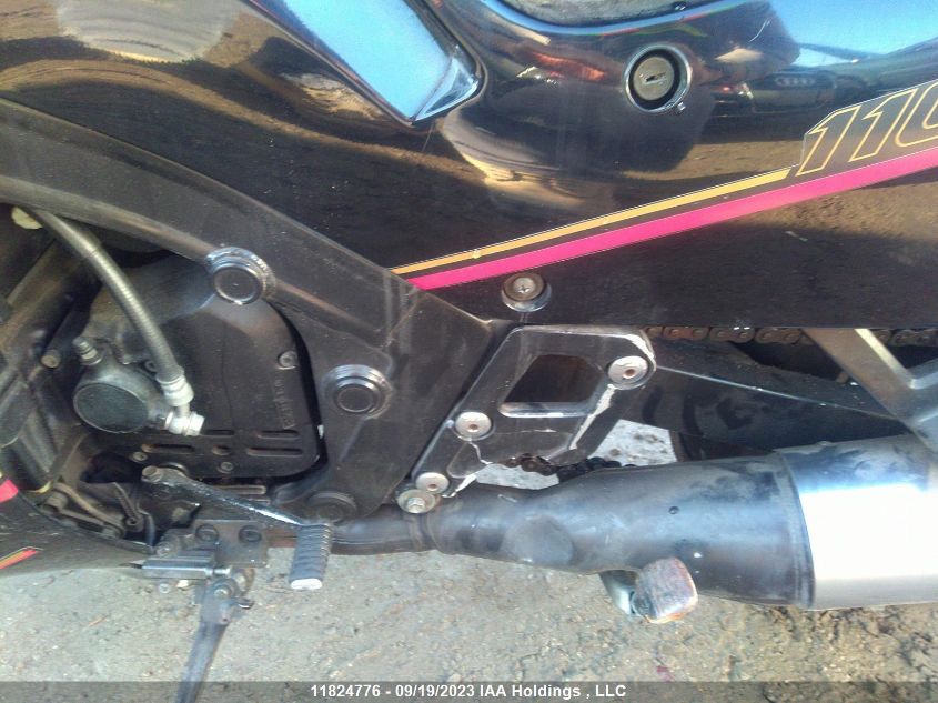 1993 Suzuki Gsx1100 F VIN: JS1GV72A4P2100934 Lot: 11824776