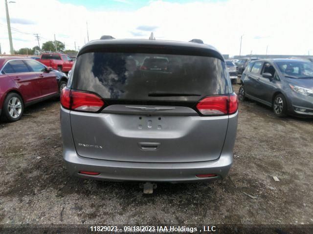 2018 Chrysler Pacifica Touring VIN: 2C4RC1DG1JR117945 Lot: 11829023