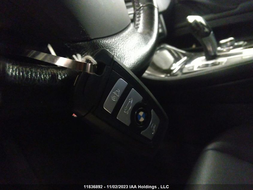 2012 BMW 5 Series 528I xDrive VIN: WBAXH5C5XCDW04466 Lot: 11836892