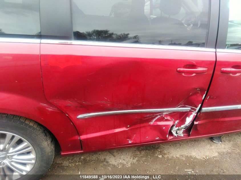 2015 Chrysler Town & Country Touring VIN: 2C4RC1CG5FR697158 Lot: 11849588