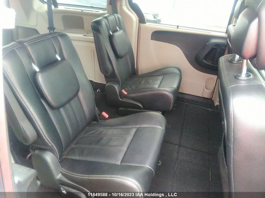 2015 Chrysler Town & Country Touring VIN: 2C4RC1CG5FR697158 Lot: 11849588