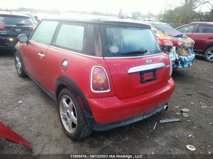 2008 Mini Cooper Hardtop VIN: WMWMF33568TT64634 Lot: 11850419