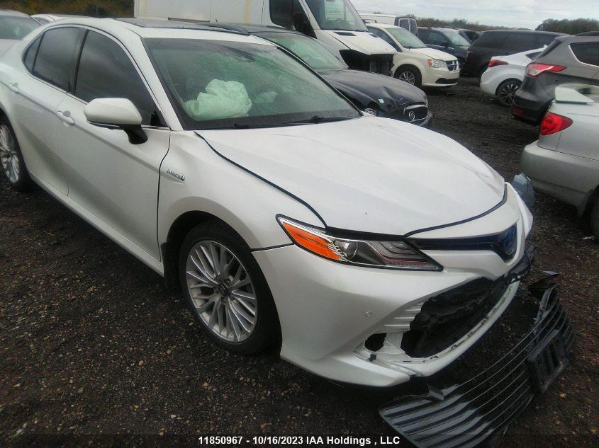 2018 Toyota Camry Hybrid Le/Se/Xle VIN: 4T1B21HK4JU004069 Lot: 11850967