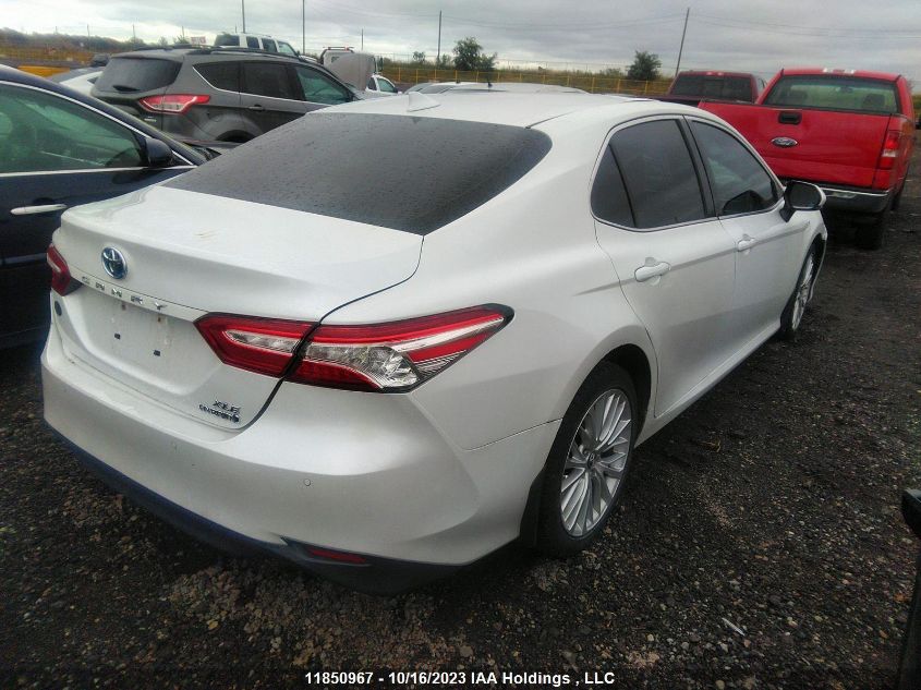 2018 Toyota Camry Hybrid Le/Se/Xle VIN: 4T1B21HK4JU004069 Lot: 11850967