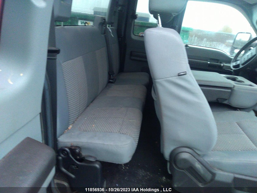 2015 Ford Super Duty F-250 Srw Lariat/Xl/Xlt VIN: 1FT7X2B60FED01001 Lot: 11856936