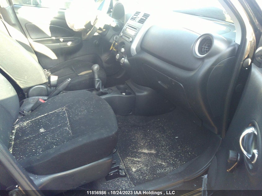 2015 Nissan Micra S/Sv/Sr VIN: 3N1CK3CP0FL238687 Lot: 11856986