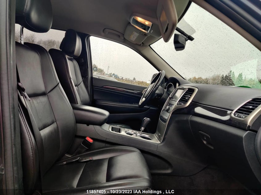 2011 Jeep Grand Cherokee Laredo VIN: 1J4RR4GG3BC587989 Lot: 11857405