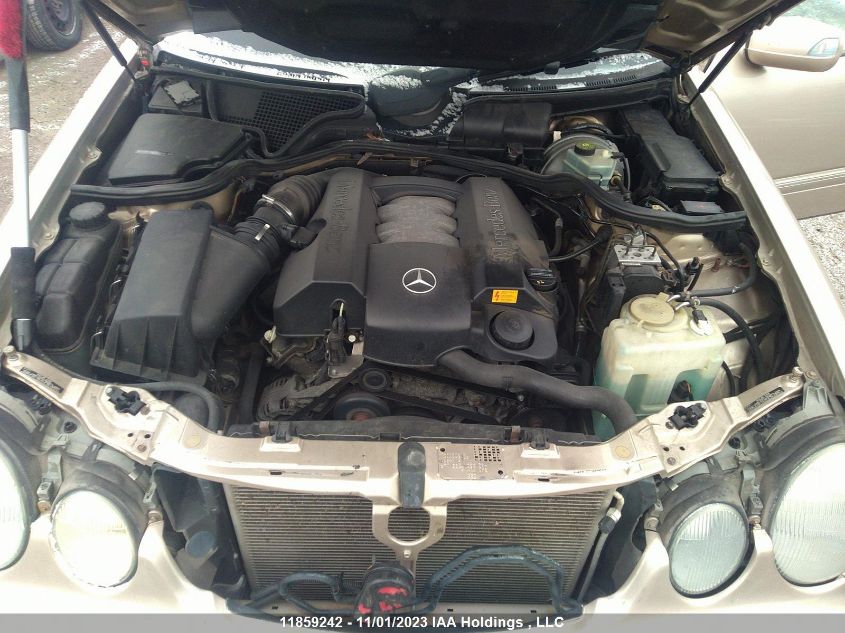 2001 Mercedes-Benz E-Class 3.2L VIN: WDBJF82J51X045689 Lot: 11859242