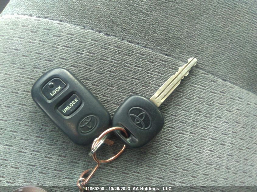 2005 Toyota Corolla Ce/Sport/Le VIN: 2T1BR32E15C845770 Lot: 11860200