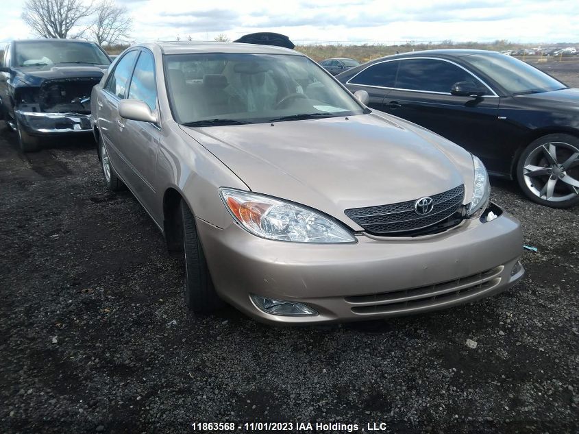 2004 Toyota Camry Le/Xle VIN: 4T1BF30K14U579438 Lot: 11863568