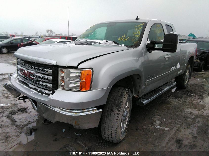 2013 GMC Sierra 2500Hd Slt VIN: 1GT221C82DZ388358 Lot: 11871614