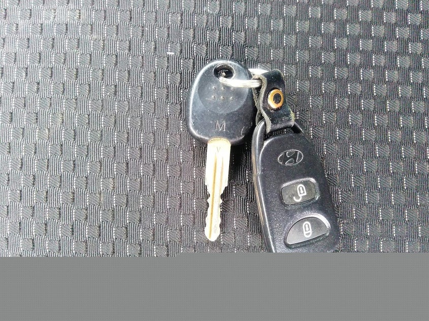 2008 Hyundai Accent L/Gl/Gl W/Sport Pkg VIN: KMHCN35C48U079112 Lot: 11866467X