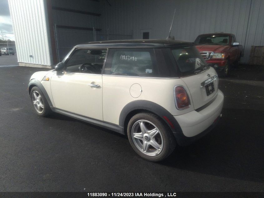 2009 Mini Cooper VIN: WMWMF33539TW74208 Lot: 11883090