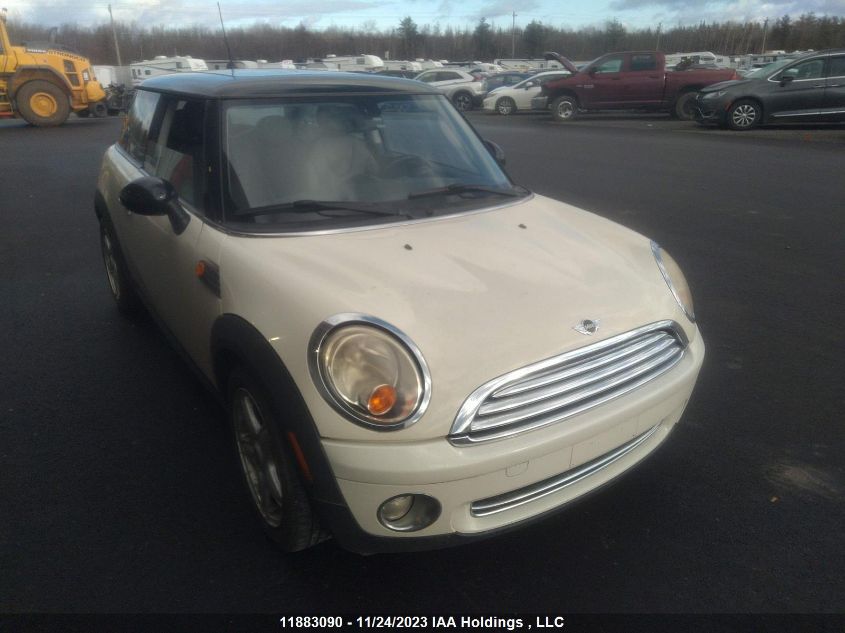 2009 Mini Cooper VIN: WMWMF33539TW74208 Lot: 11883090