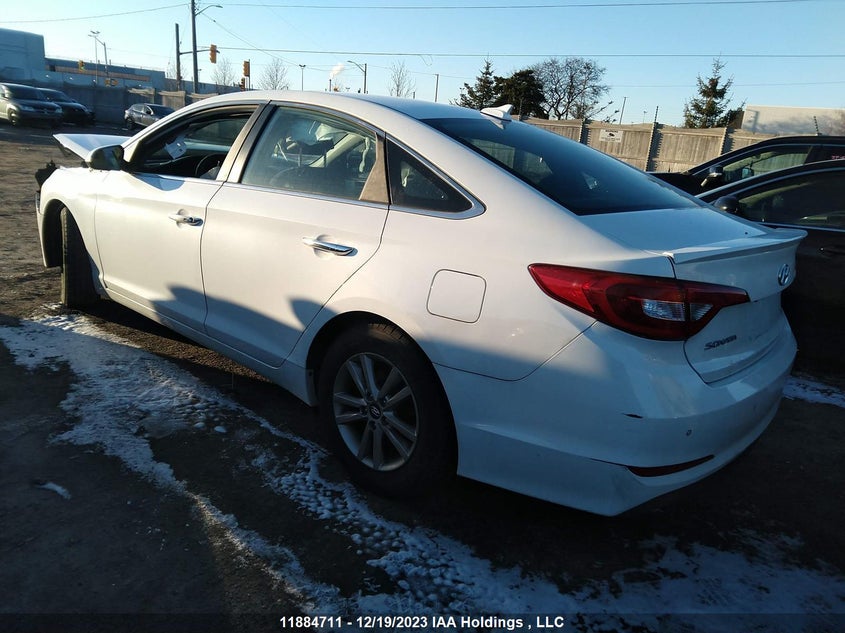 Image 3 of 2017 Hyundai Sonata  salvage vehicle - Lot #11884711 at IAAI