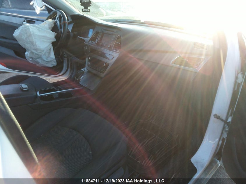 Image 5 of 2017 Hyundai Sonata  salvage vehicle - Lot #11884711 at IAAI