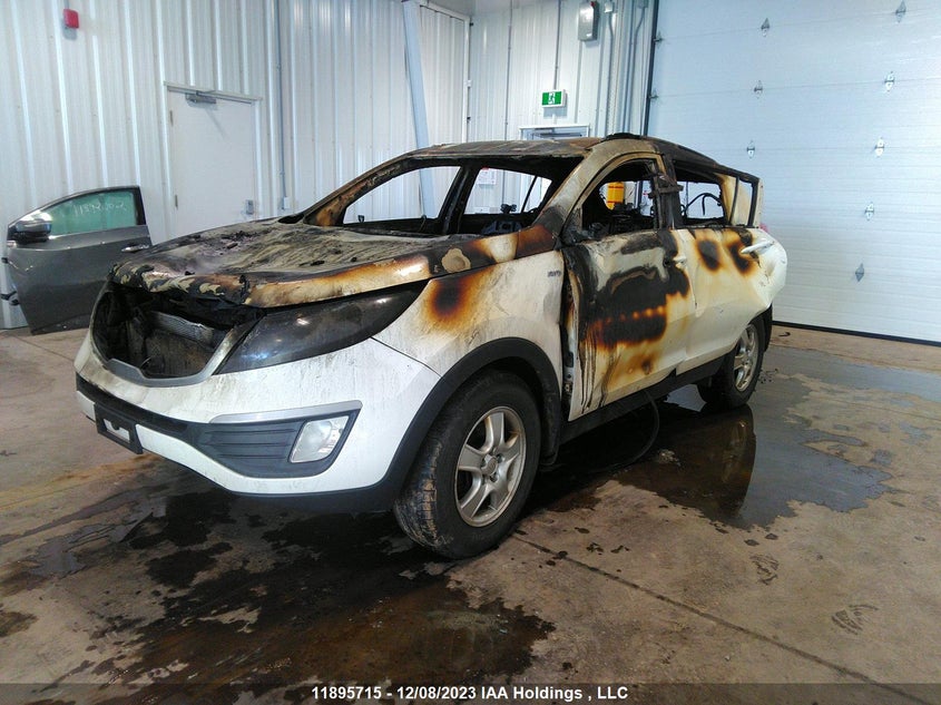 KNDPBCA26D7452333 2013 KIA SPORTAGE photo no. 2