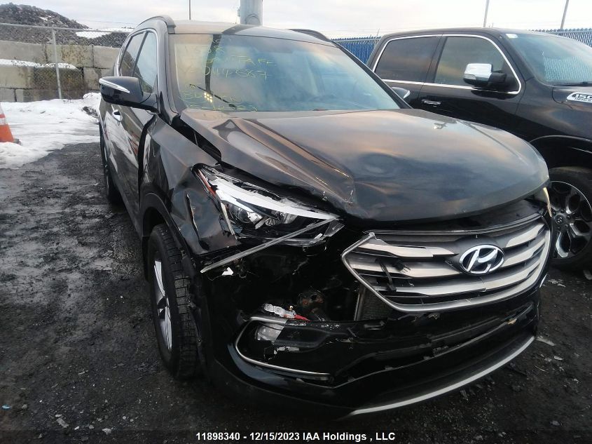 2017 Hyundai Santa Fe VIN: 5NMZUDLB0HH044687 Lot: 11898340