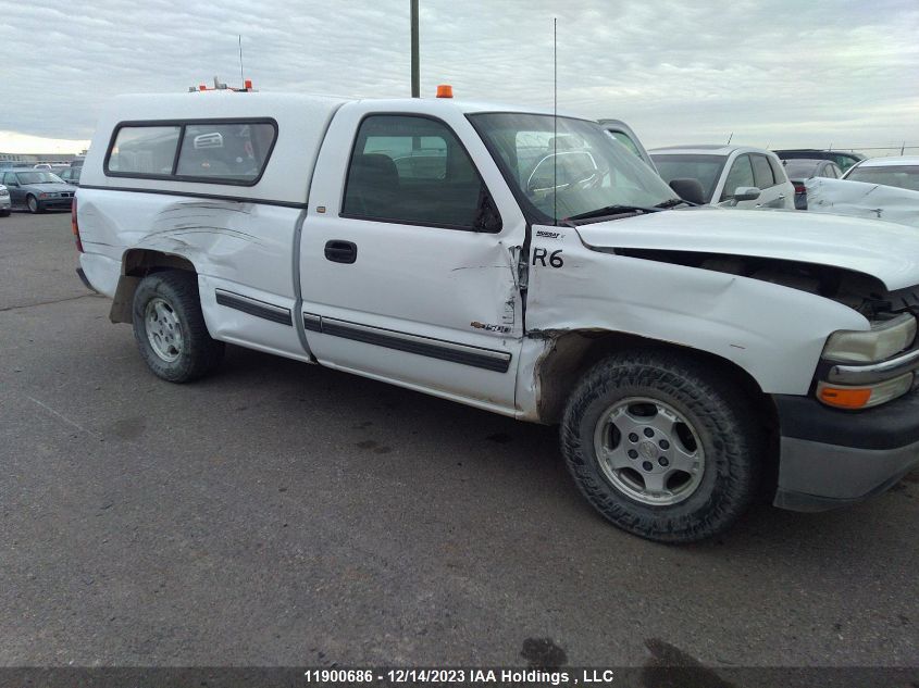 2000 Chevrolet Silverado C1500 VIN: 1GCEC14V5YE303525 Lot: 11900686