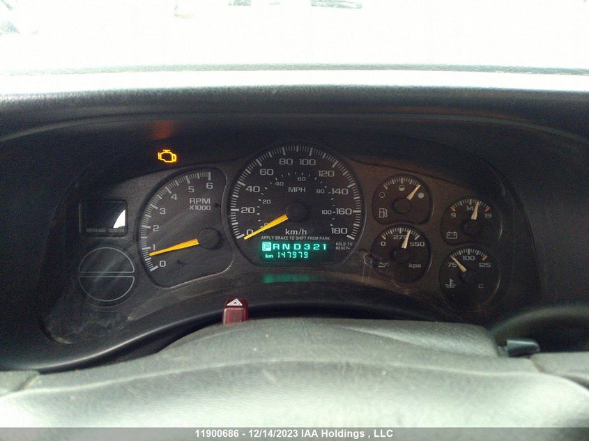 2000 Chevrolet Silverado C1500 VIN: 1GCEC14V5YE303525 Lot: 11900686