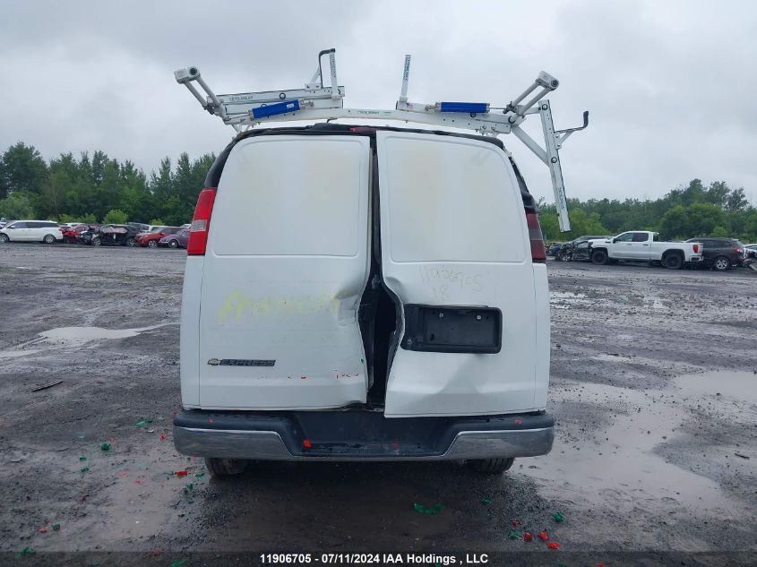 2018 Chevrolet Express VIN: 1GCWGAFP2J1340908 Lot: 11906705