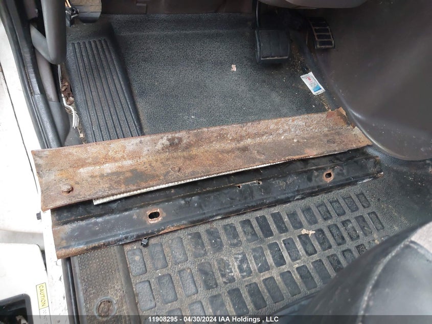 2016 Volvo Vn L VIN: 4V4NC9EH6GN935590 Lot: 11908295