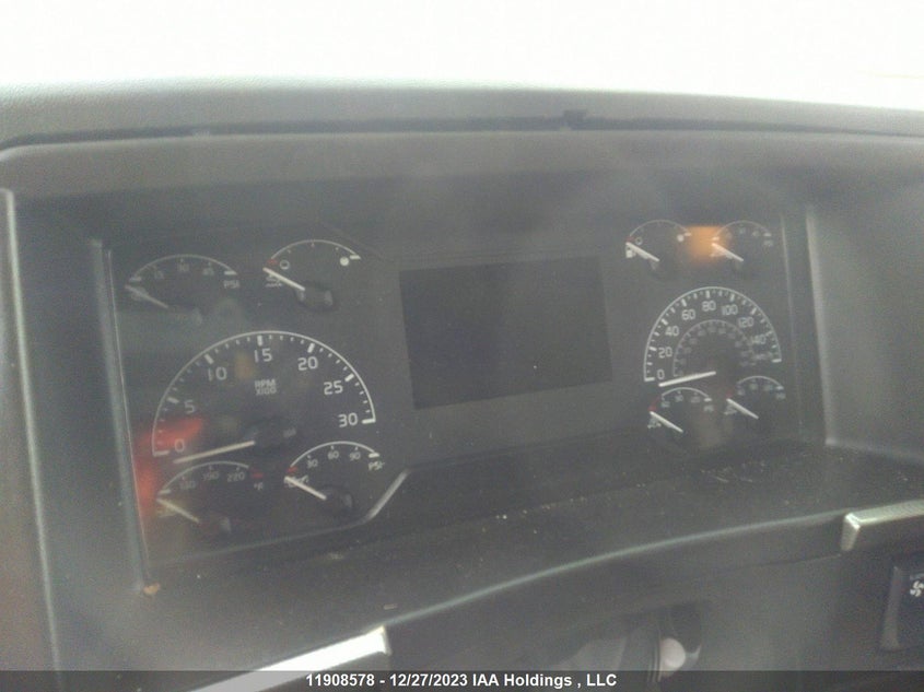 2023 Volvo Vnl VIN: 4V4NC9EH9PN330785 Lot: 11908578