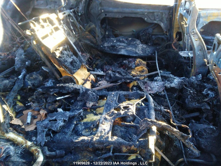 2015 Hyundai Santa Fe Sport VIN: 5XYZT3LB4FG255038 Lot: 11909628