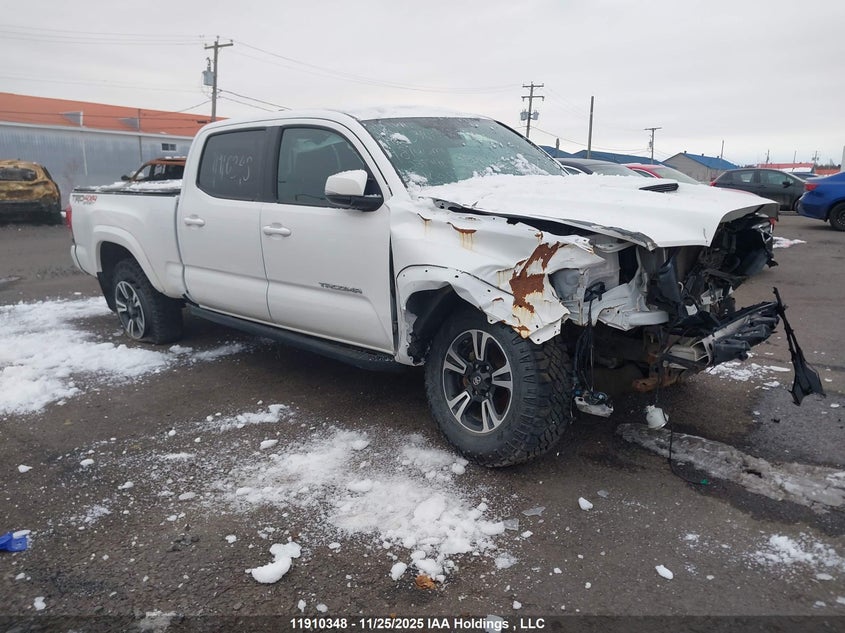 5TFDZ5BN7JX035916 2018 TOYOTA TACOMA photo no. 15