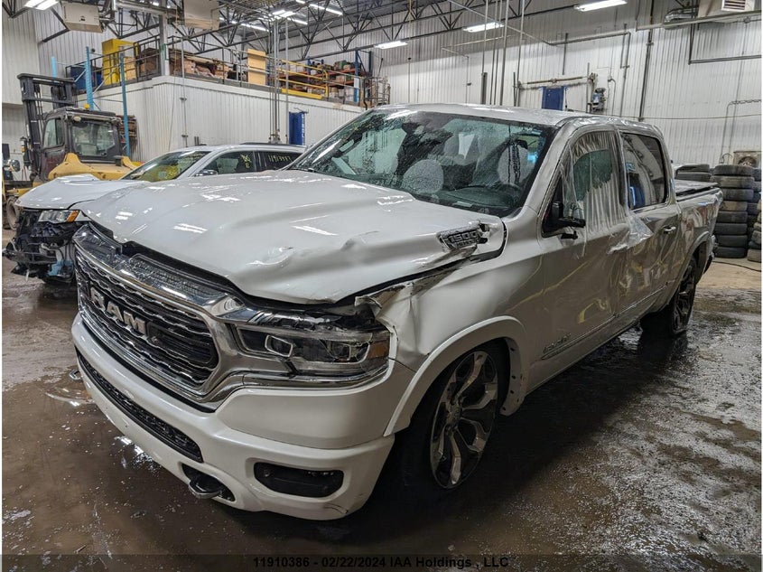 Image 4 of 2022 RAM 1500  salvage vehicle - Lot #11910386 at IAAI