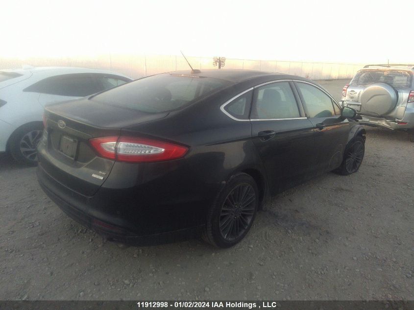 3FA6P0HDXFR216532 2015 Ford Fusion Se