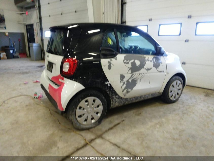 2017 Smart Fortwo VIN: WMEFJ5DA2HK211127 Lot: 11913740