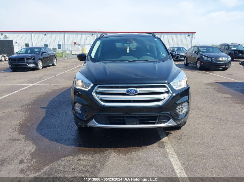 1FMCU9HDXJUC21172 2018 Ford Escape Sel