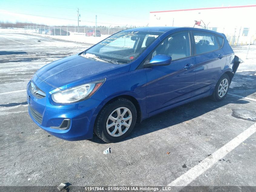 2013 Hyundai Accent Gls/Gs VIN: KMHCT5AE2DU095943 Lot: 11917944