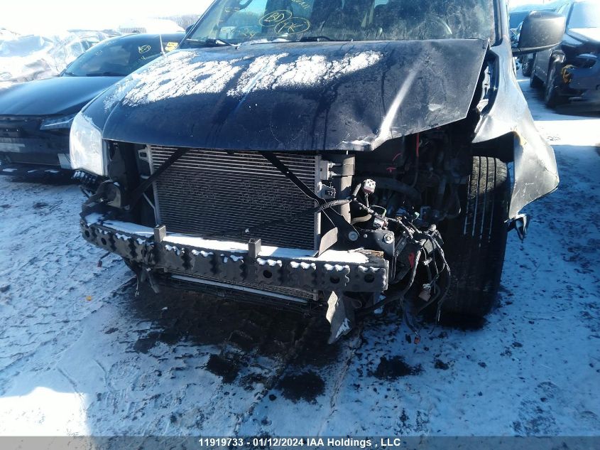 2017 Dodge Grand Caravan Crew VIN: 2C4RDGDG9HR775619 Lot: 11919733