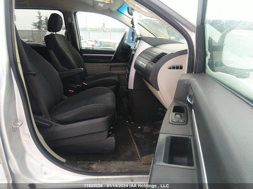 2D4RN4DE1AR160727 2010 DODGE CARAVAN photo no. 5