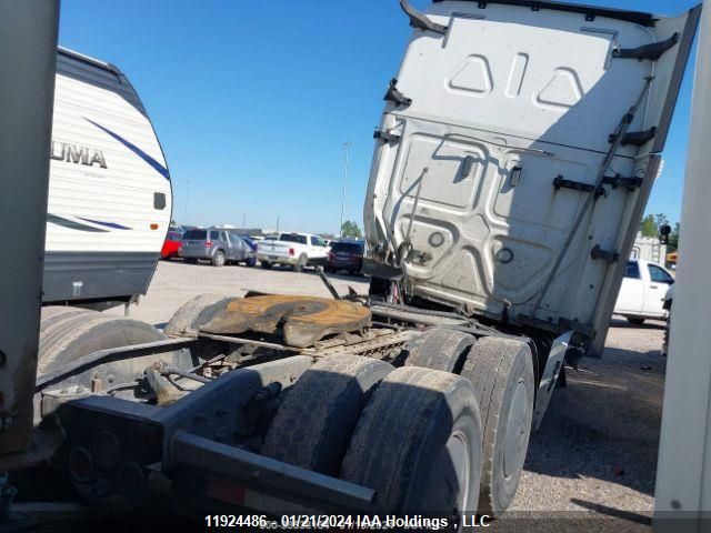 2020 Freightliner New Cascadia 126 VIN: 1FUJHHDR4LLKU7358 Lot: 11924486