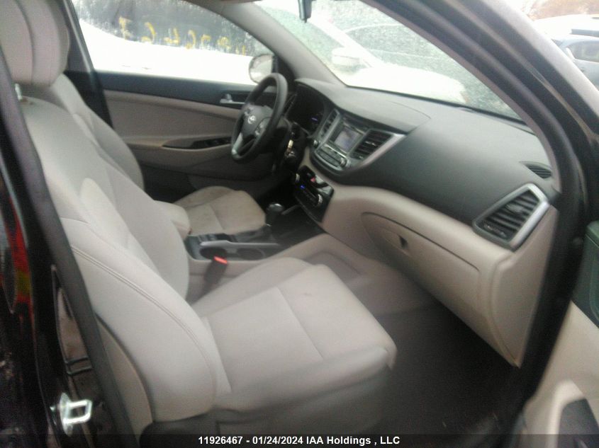 2017 Hyundai Tucson Se VIN: KM8J2CA44HU424055 Lot: 11926467