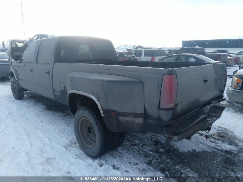 1999 GMC Sierra Classic 3500 VIN: 1GTHK33F3XF005960 Lot: 11933400