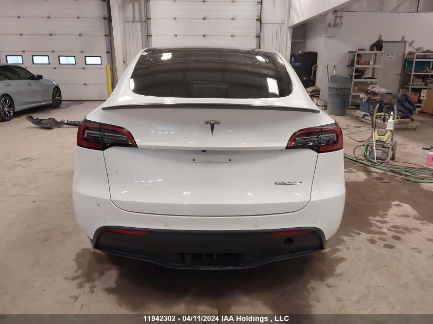 2022 Tesla Model Y VIN: 7SAYGDEFXNF440242 Lot: 11942302