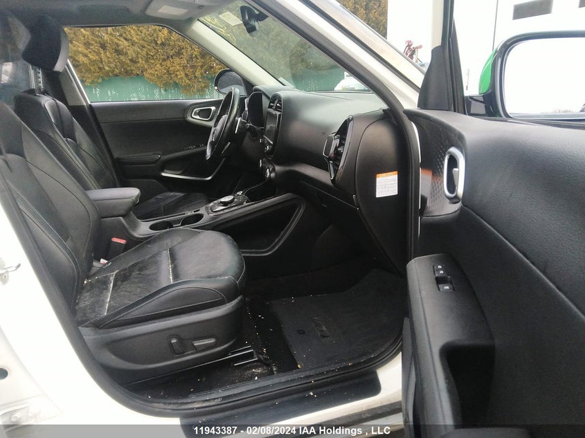 2020 Kia Soul Ev Designer VIN: KNDJ33A14L7010577 Lot: 11943387