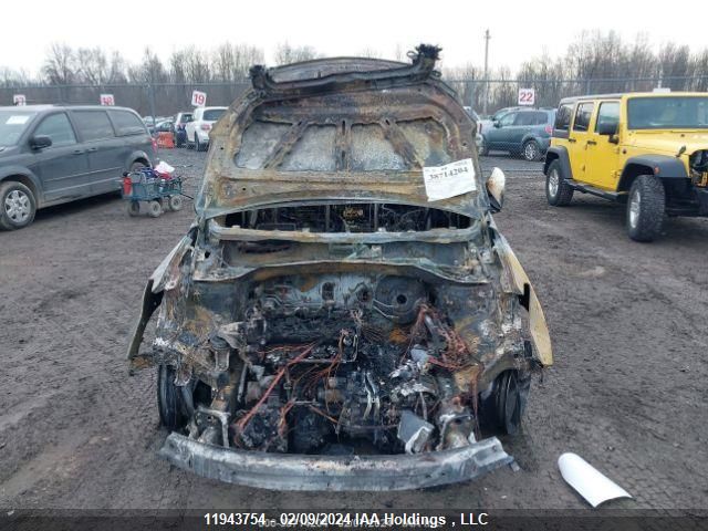 2017 Hyundai Santa Fe Sport 2.4 Se VIN: 5XYZUDLB4HG470666 Lot: 11943754